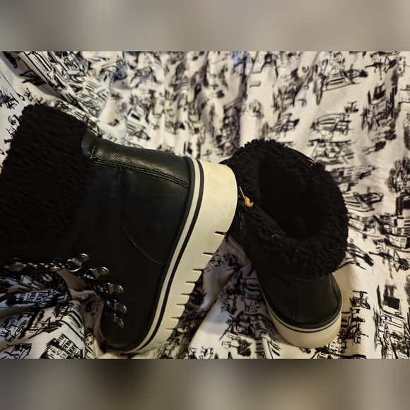 SUSINA Waterproof Sherpa lined Snow boots sz5.5 - Picture 12 of 16